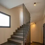 Apartment Element *