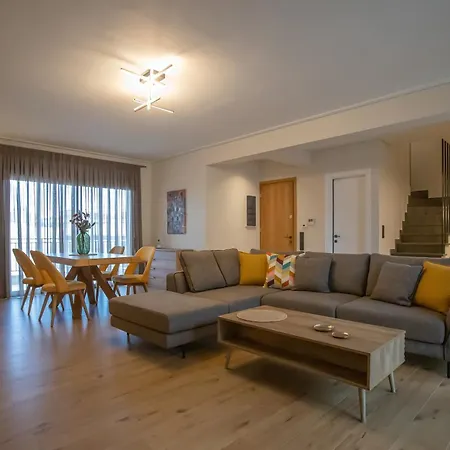 Apartment Element - Yellow - 2bd - Kalambaka