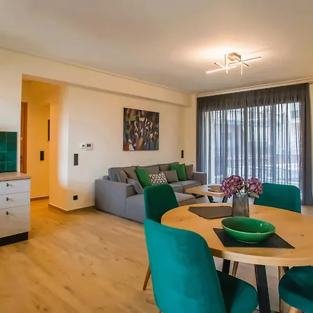 Element - Yellow - 2bd - Apartment *