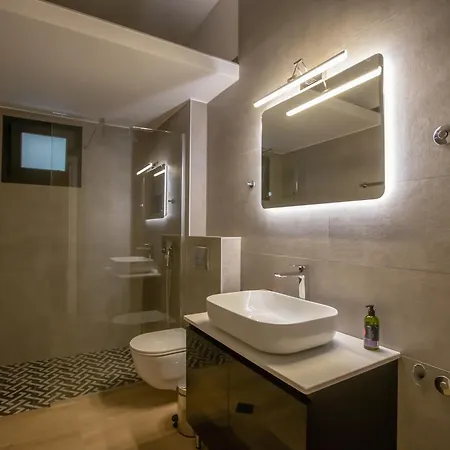 Apartment Element - Yellow - 2bd - Kalambaka